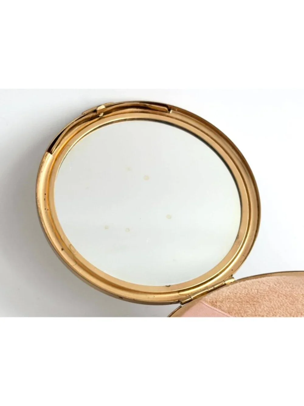 Rare Elgin American Powder Gold Toned STELLA Enamel & Mesh Hinged Mirror Compact
